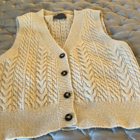 Anthropologie Cream Button-Up Knit Vest - Picture 7 of 8